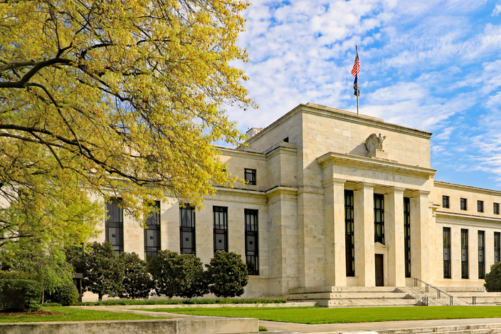 Understanding The Fed’s Signals In A Shifting Economy: Investment Strategies To Consider